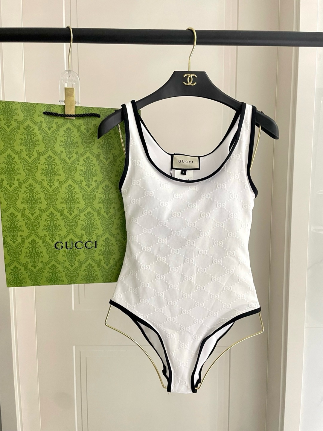 Gucci古奇新款泳衣👙❤️😍🥰适合多种场景的游泳衣🏊‍♀️海边 游泳池 温泉 水上乐园 漂流都可以😌内