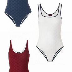 Gucci古奇新款泳衣👙❤️😍🥰适合多种场景的游泳衣🏊♀️海边 游泳池 温泉 水上乐园 漂流都可以😌内 Gucci古奇新款泳衣👙❤️😍🥰适合多种场景的游泳衣🏊♀️海边 游泳池 温泉 水上乐园 漂流都可以😌内