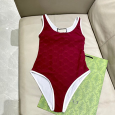 Gucci古奇新款泳衣👙❤️😍🥰适合多种场景的游泳衣🏊♀️海边 游泳池 温泉 水上乐园 漂流都可以😌内 Gucci古奇新款泳衣👙❤️😍🥰适合多种场景的游泳衣🏊♀️海边 游泳池 温泉 水上乐园 漂流都可以😌内