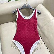 Gucci古奇新款泳衣👙❤️😍🥰适合多种场景的游泳衣🏊♀️海边 游泳池 温泉 水上乐园 漂流都可以😌内 Gucci古奇新款泳衣👙❤️😍🥰适合多种场景的游泳衣🏊♀️海边 游泳池 温泉 水上乐园 漂流都可以😌内