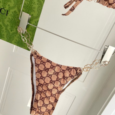 Gucci古奇新款泳衣👙❤️😍🥰适合多种场景的游泳衣🏊♀️海边 游泳池 温泉 水上乐园 漂流都可以😌内 Gucci古奇新款泳衣👙❤️😍🥰适合多种场景的游泳衣🏊♀️海边 游泳池 温泉 水上乐园 漂流都可以😌内