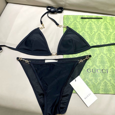 Gucci古奇新款泳衣👙❤️😍🥰适合多种场景的游泳衣🏊♀️海边 游泳池 温泉 水上乐园 漂流都可以😌内 Gucci古奇新款泳衣👙❤️😍🥰适合多种场景的游泳衣🏊♀️海边 游泳池 温泉 水上乐园 漂流都可以😌内