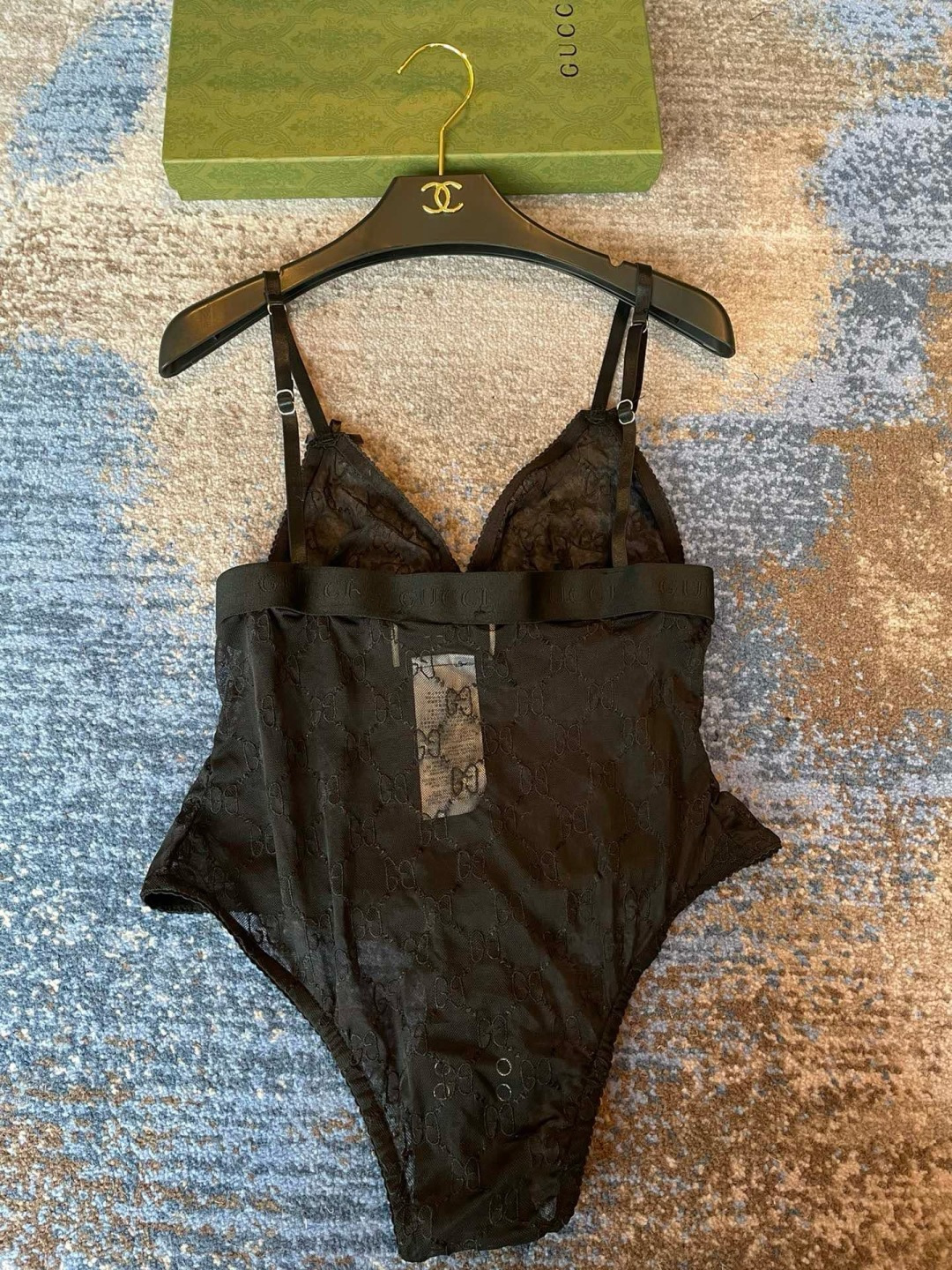 Gucci古奇新款网纱泳衣👙 上身超级棒！同步各大专柜发售，自然而然呈现时尚感！十分减龄，具有年轻活力。