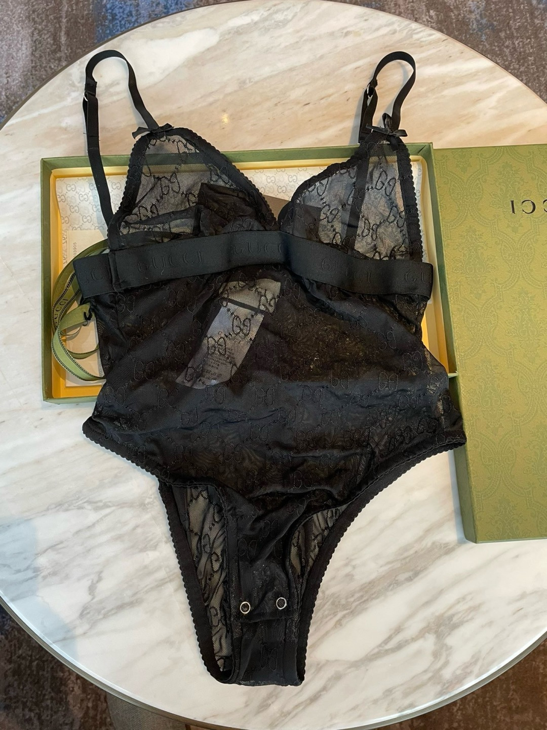 Gucci古奇新款网纱泳衣👙 上身超级棒！同步各大专柜发售，自然而然呈现时尚感！十分减龄，具有年轻活力。