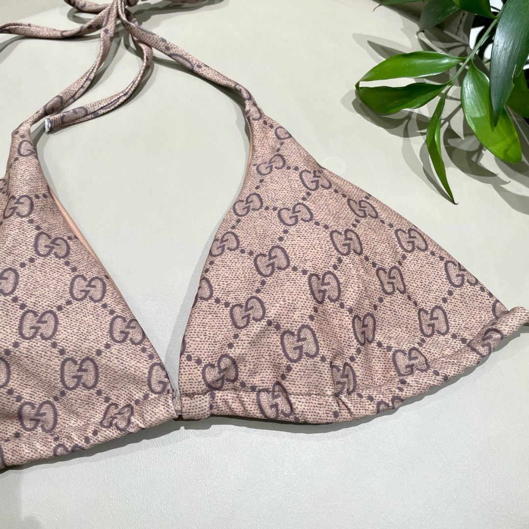 Gucci新款比基尼 简单大气 适合多种场景的游泳衣🏊‍♀️海边 游泳池 温泉 水上乐园 漂流都可以😌内