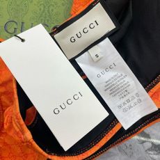 Gucci新款连体泳衣 简单大气 适合多种场景的游泳衣🏊♀️海边 游泳池 温泉 水上乐园 漂流都可以😌 Gucci新款连体泳衣 简单大气 适合多种场景的游泳衣🏊♀️海边 游泳池 温泉 水上乐园 漂流都可以😌