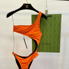 Gucci新款连体泳衣 简单大气 适合多种场景的游泳衣🏊♀️海边 游泳池 温泉 水上乐园 漂流都可以😌 Gucci新款连体泳衣 简单大气 适合多种场景的游泳衣🏊♀️海边 游泳池 温泉 水上乐园 漂流都可以😌