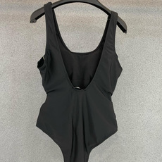Gucci新款连体泳衣 简单大气 适合多种场景的游泳衣🏊♀️海边 游泳池 温泉 水上乐园 漂流都可以😌 Gucci新款连体泳衣 简单大气 适合多种场景的游泳衣🏊♀️海边 游泳池 温泉 水上乐园 漂流都可以😌