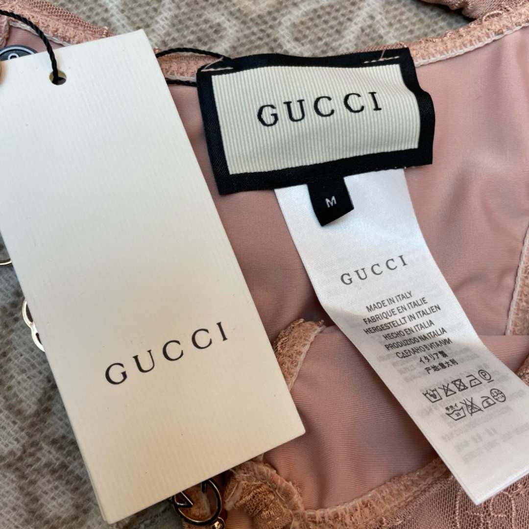 Gucci新款性感网纱比基尼泳衣~网纱蕾丝吊带背心链条文胸内衣（无胸垫）➕三角裤两件套装， 码数：S M