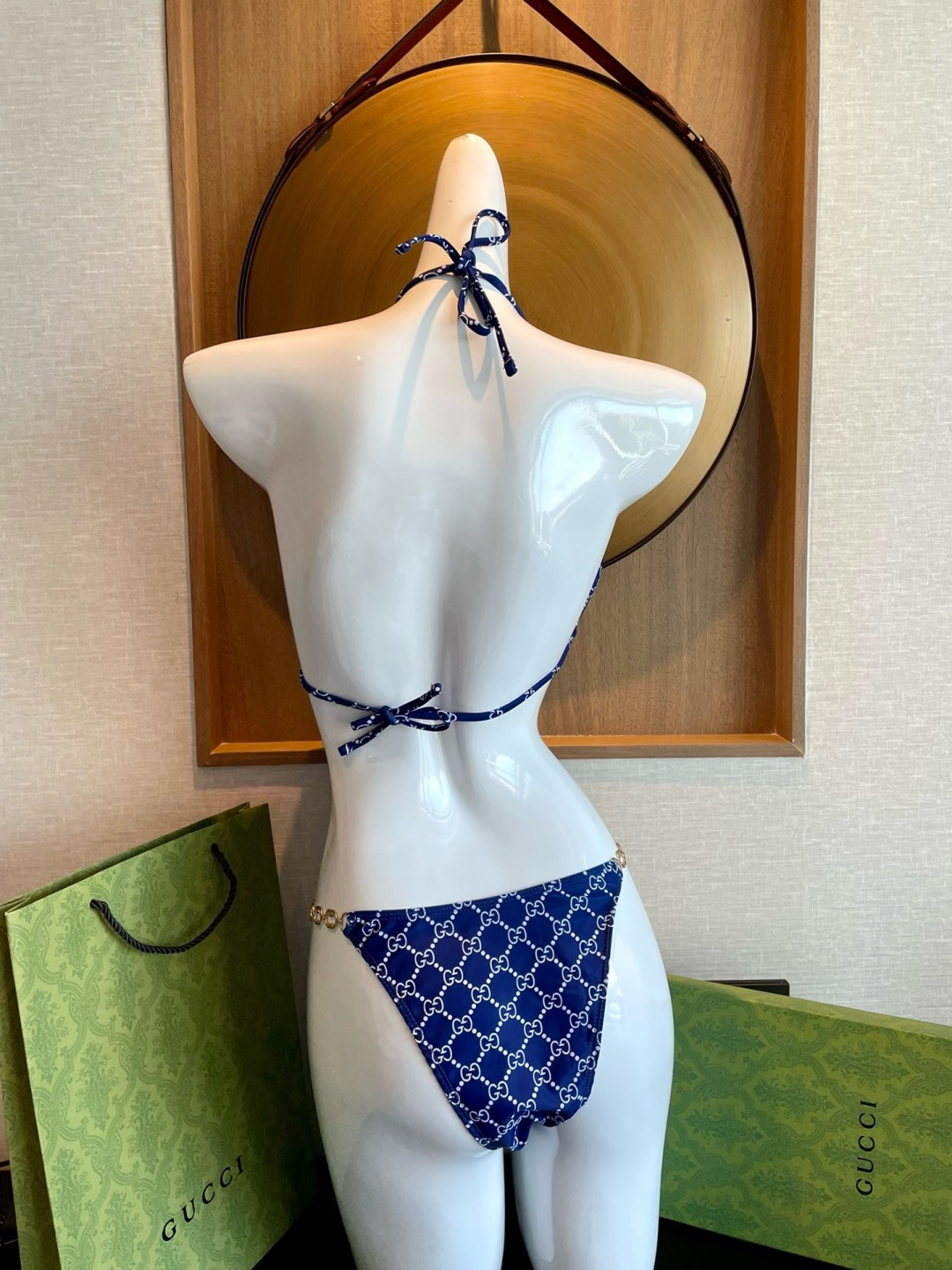 Gucci新款比基尼😍🥰适合多种场景的游泳衣🏊‍♀️海边 游泳池 温泉 水上乐园 漂流都可以😌内搭也完全