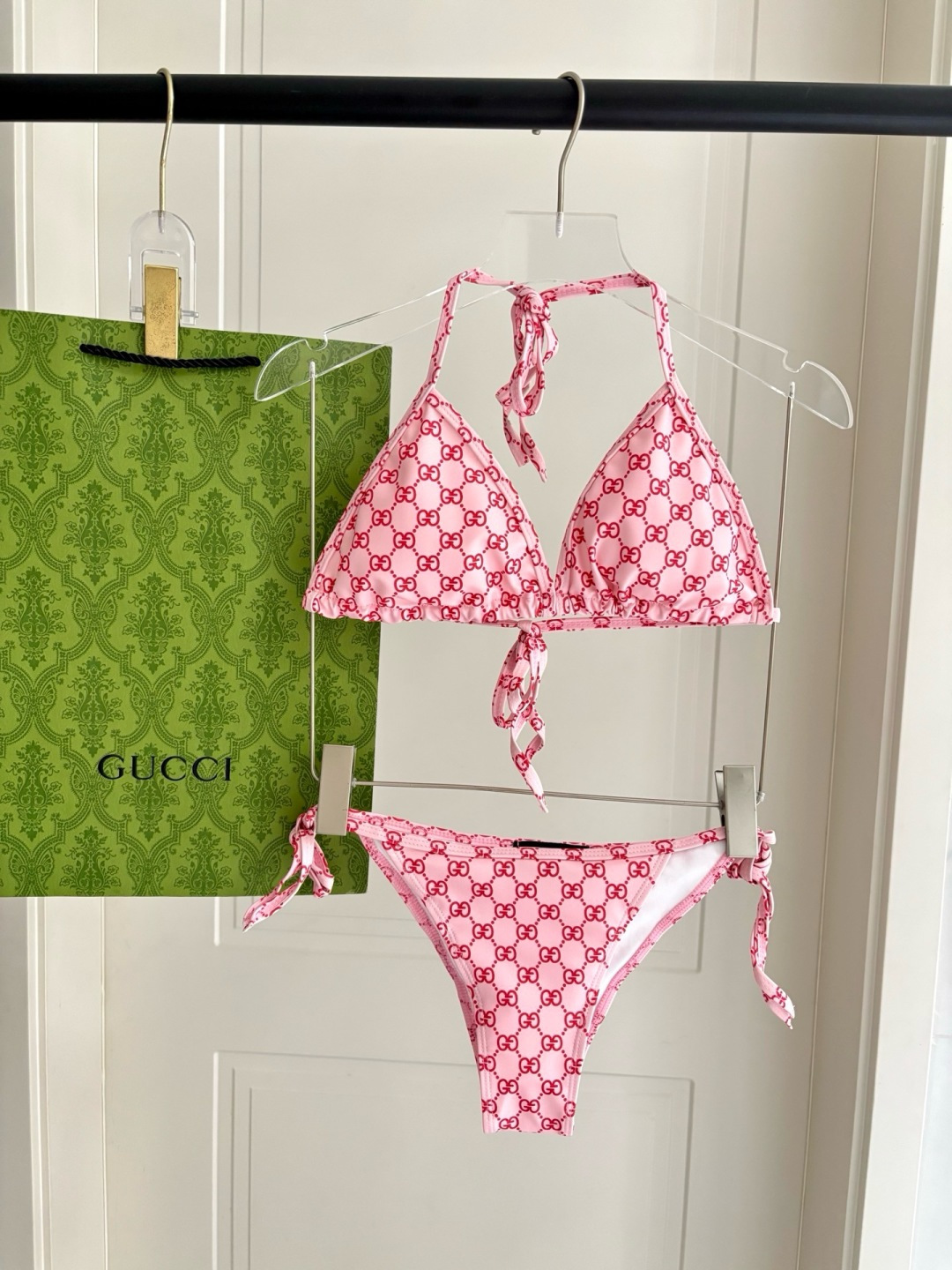 Gucci比基尼😍🥰适合多种场景的游泳衣🏊‍♀️海边 游泳池 温泉 水上乐园 漂流都可以😌内搭也完全可以