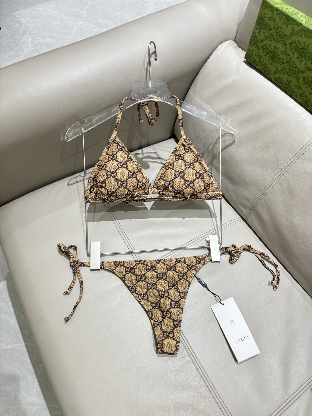 Gucci丁字裤😍🥰适合多种场景的游泳衣🏊‍♀️海边 游泳池 温泉 水上乐园 漂流都可以😌内搭也完全可以