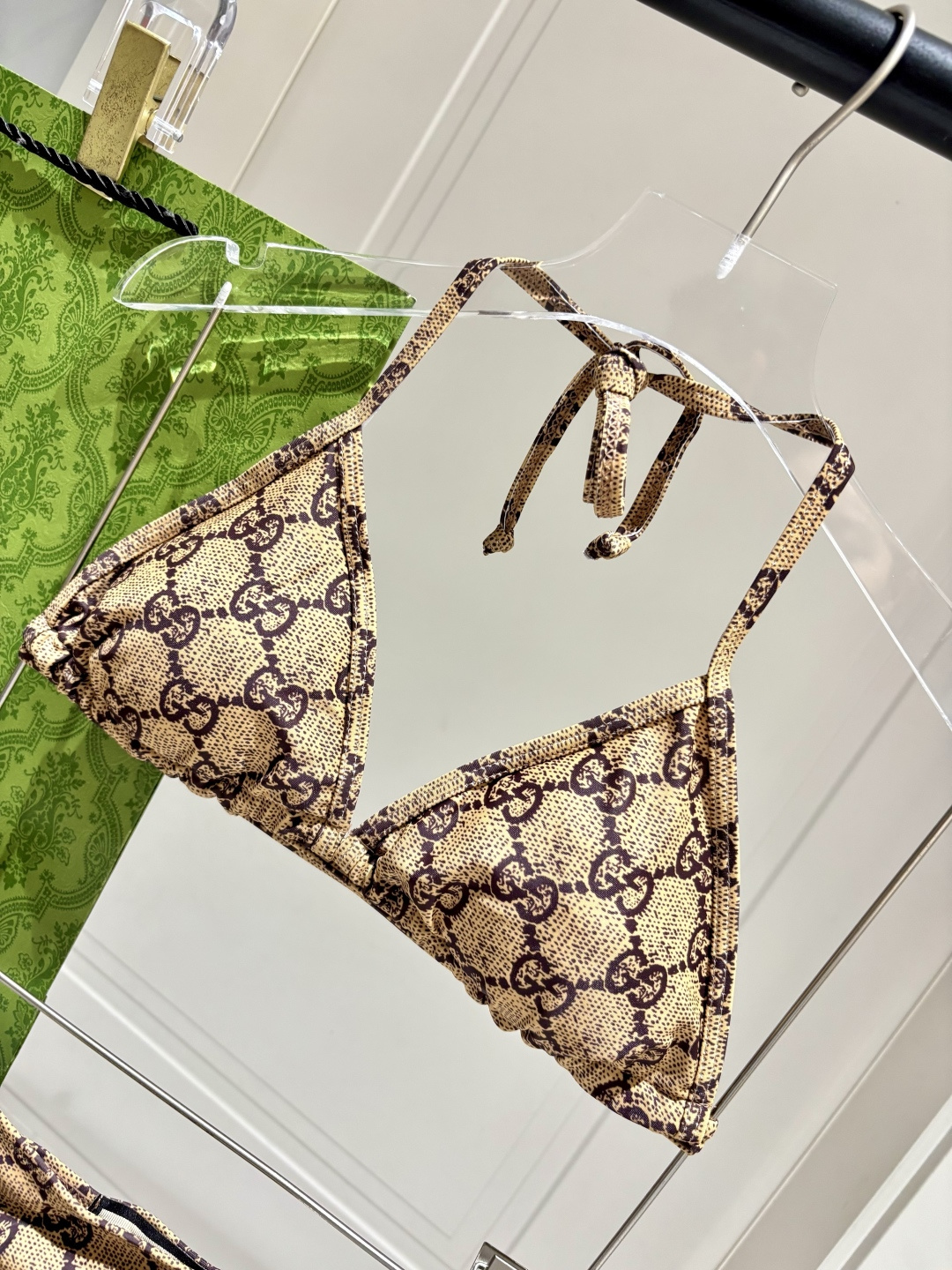 Gucci丁字裤😍🥰适合多种场景的游泳衣🏊‍♀️海边 游泳池 温泉 水上乐园 漂流都可以😌内搭也完全可以