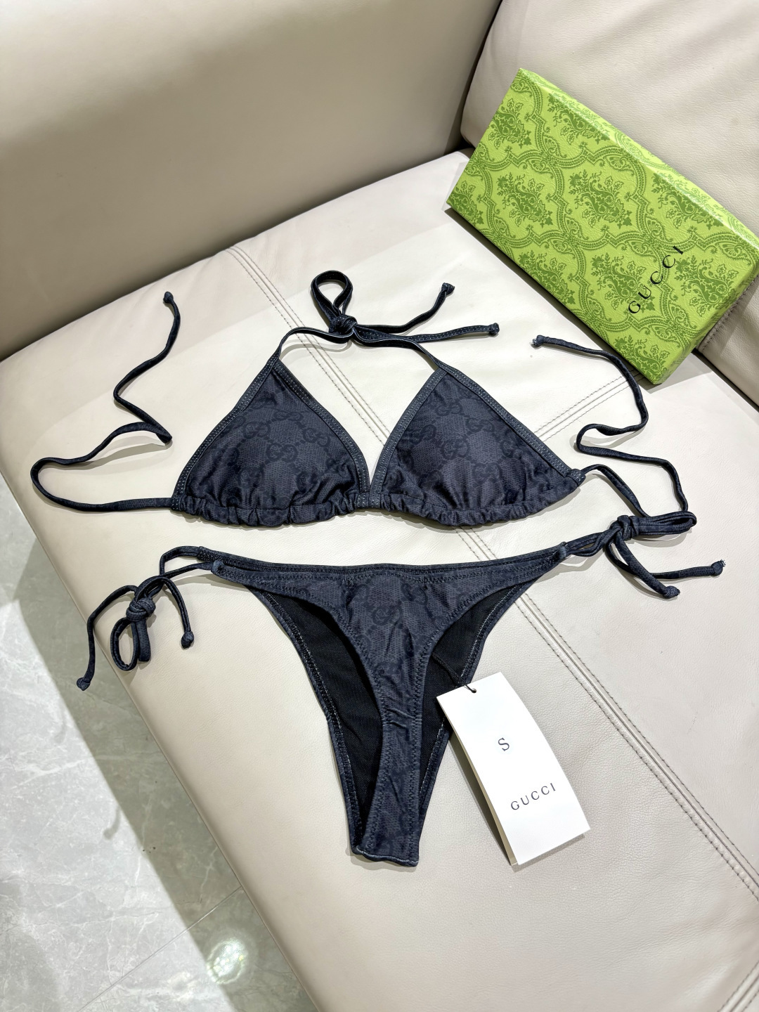 Gucci丁字裤😍🥰适合多种场景的游泳衣🏊‍♀️海边 游泳池 温泉 水上乐园 漂流都可以😌内搭也完全可以
