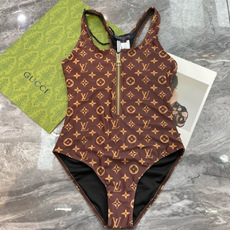 Lv官网新款气质风连体泳衣 😍🥰适合多种场景的游泳衣🏊♀️海边 游泳池 温泉 水上乐园 漂流都可以😌内 Lv官网新款气质风连体泳衣 😍🥰适合多种场景的游泳衣🏊♀️海边 游泳池 温泉 水上乐园 漂流都可以😌内