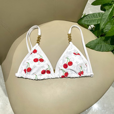 Lv比基尼😍🥰适合多种场景的游泳衣🏊♀️海边 游泳池 温泉 水上乐园 漂流都可以😌内搭也完全可以 连体 Lv比基尼😍🥰适合多种场景的游泳衣🏊♀️海边 游泳池 温泉 水上乐园 漂流都可以😌内搭也完全可以 连体