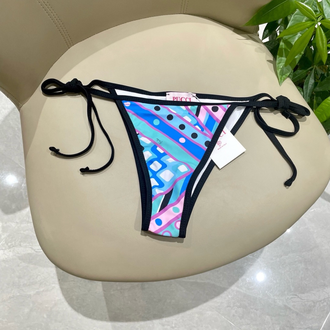 Pucci新款比基尼 三件套 😍🥰适合多种场景的游泳衣🏊‍♀️海边 游泳池 温泉 水上乐园 漂流都可以😌
