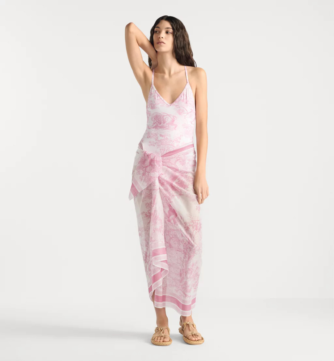 NO:855799,Dior Dior's new swimsuit gauze is a swimsuit suitable for various scenes ♀It can be worn inside or outside at the beach, swimming pool, hot spring, water park, rafting. The fabric is breathable and comfortable. The quick-drying and elastic swimsuit is more skin-friendly and easy to clean. Size S M L19860909Dior迪奥新款泳衣纱巾适合多种场景的游泳衣♀海边 游泳池 温泉 水上乐园 漂流都可以内搭外穿也完全可以 面料透气舒适.速干弹性的游泳衣更加帖肤易清洗 码数S M L Xl泳衣泳裤比基尼,泳衣，泳裤，比基尼,dior,dior,swimsuits,bikinis,accessory