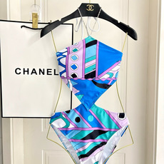 Pucci新款链条泳装 😍🥰适合多种场景的游泳衣🏊♀️海边 游泳池 温泉 水上乐园 漂流都可以😌内搭也 Pucci新款链条泳装 😍🥰适合多种场景的游泳衣🏊♀️海边 游泳池 温泉 水上乐园 漂流都可以😌内搭也