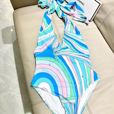 Pucci新款连体泳衣➕纱巾🥰适合多种场景的游泳衣🏊♀️海边 游泳池 温泉 水上乐园 漂流都可以😌内搭 Pucci新款连体泳衣➕纱巾🥰适合多种场景的游泳衣🏊♀️海边 游泳池 温泉 水上乐园 漂流都可以😌内搭