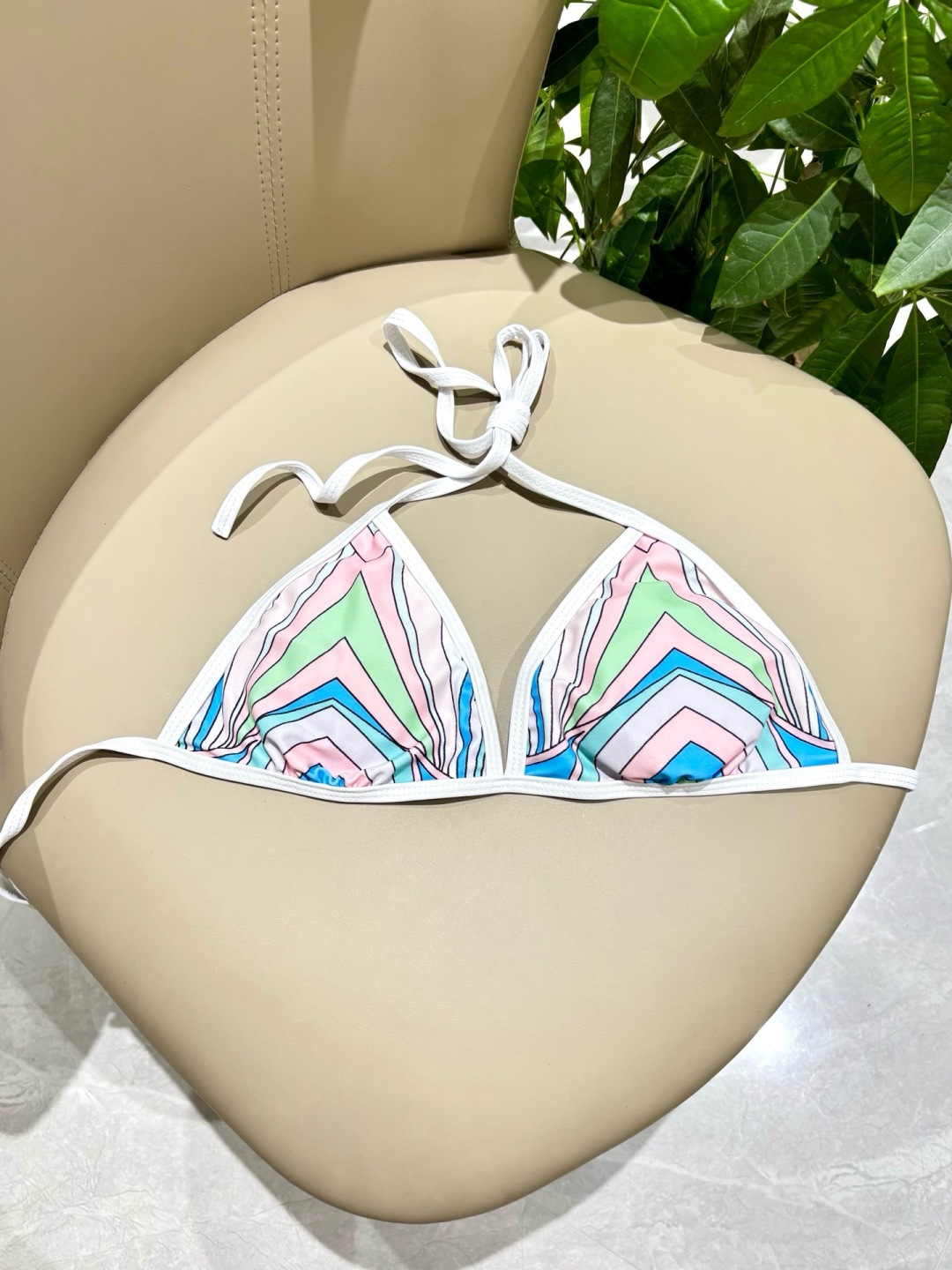 Pucci新款比基尼😍🥰适合多种场景的游泳衣🏊‍♀️海边 游泳池 温泉 水上乐园 漂流都可以😌内搭也完全