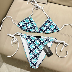 潮牌casablanca😍🥰适合多种场景的游泳衣🏊♀️海边 游泳池 温泉 水上乐园 漂流都可以😌内搭也 潮牌casablanca😍🥰适合多种场景的游泳衣🏊♀️海边 游泳池 温泉 水上乐园 漂流都可以😌内搭也
