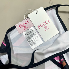 Pucci新款比基尼😍🥰适合多种场景的游泳衣🏊♀️海边 游泳池 温泉 水上乐园 漂流都可以😌内搭也完全 Pucci新款比基尼😍🥰适合多种场景的游泳衣🏊♀️海边 游泳池 温泉 水上乐园 漂流都可以😌内搭也完全