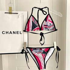 Pucci新款比基尼😍🥰适合多种场景的游泳衣🏊♀️海边 游泳池 温泉 水上乐园 漂流都可以😌内搭也完全 Pucci新款比基尼😍🥰适合多种场景的游泳衣🏊♀️海边 游泳池 温泉 水上乐园 漂流都可以😌内搭也完全