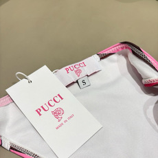 Pucci新款比基尼😍🥰适合多种场景的游泳衣🏊♀️海边 游泳池 温泉 水上乐园 漂流都可以😌内搭也完全 Pucci新款比基尼😍🥰适合多种场景的游泳衣🏊♀️海边 游泳池 温泉 水上乐园 漂流都可以😌内搭也完全
