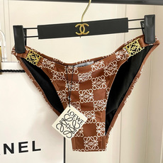 罗意威新款比基尼泳衣 定制对吧版五金 😍🥰适合多种场景的游泳衣🏊♀️海边 游泳池 温泉 水上乐园 漂 罗意威新款比基尼泳衣 定制对吧版五金 😍🥰适合多种场景的游泳衣🏊♀️海边 游泳池 温泉 水上乐园 漂
