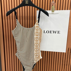罗意威新款泳衣 定制对吧版五金 😍🥰适合多种场景的游泳衣🏊♀️海边 游泳池 温泉 水上乐园 漂流都可 罗意威新款泳衣 定制对吧版五金 😍🥰适合多种场景的游泳衣🏊♀️海边 游泳池 温泉 水上乐园 漂流都可