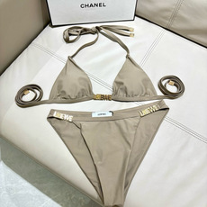 罗意威新款比基尼泳衣 定制对吧版五金 😍🥰适合多种场景的游泳衣🏊♀️海边 游泳池 温泉 水上乐园 漂 罗意威新款比基尼泳衣 定制对吧版五金 😍🥰适合多种场景的游泳衣🏊♀️海边 游泳池 温泉 水上乐园 漂