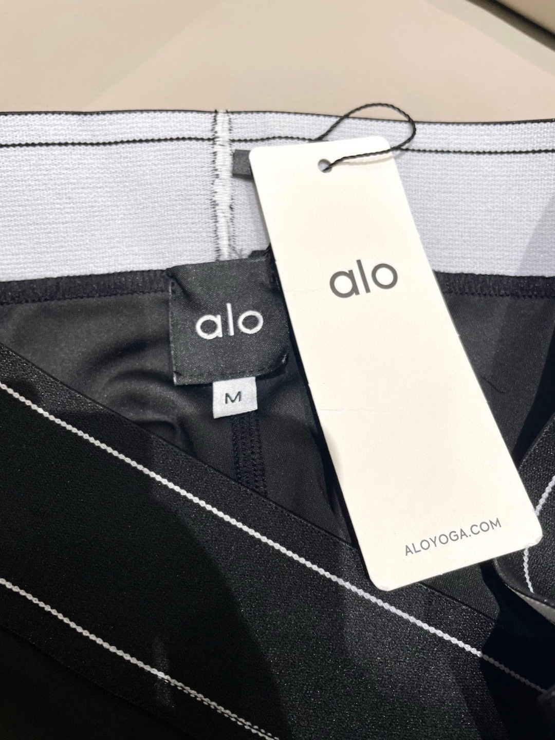 ALO新款高弹力健身长款瑜伽服运动套装~小背心➕修身提臀显瘦打底裤S M L Xl