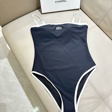 AlO新款连体😍🥰适合多种场景的游泳衣🏊♀️海边 游泳池 温泉 水上乐园 漂流都可以😌内搭也完全可以 AlO新款连体😍🥰适合多种场景的游泳衣🏊♀️海边 游泳池 温泉 水上乐园 漂流都可以😌内搭也完全可以