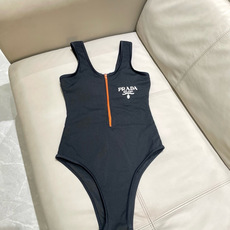普拉达针织泳衣😍🥰适合多种场景的游泳衣🏊♀️海边 游泳池 温泉 水上乐园 漂流都可以😌内搭也完全可以 普拉达针织泳衣😍🥰适合多种场景的游泳衣🏊♀️海边 游泳池 温泉 水上乐园 漂流都可以😌内搭也完全可以