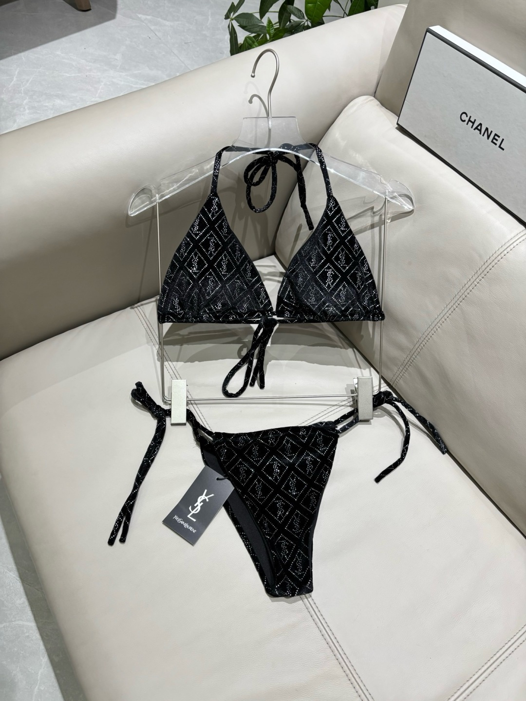 Ysl丝绒分体比基尼三件套😍🥰适合多种场景的游泳衣🏊♀️海边 游泳池 温泉 水上乐园 漂流都可以😌内搭 Ysl丝绒分体比基尼三件套😍🥰适合多种场景的游泳衣🏊♀️海边 游泳池 温泉 水上乐园 漂流都可以😌内搭