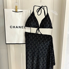 Ysl丝绒分体比基尼三件套😍🥰适合多种场景的游泳衣🏊♀️海边 游泳池 温泉 水上乐园 漂流都可以😌内搭 Ysl丝绒分体比基尼三件套😍🥰适合多种场景的游泳衣🏊♀️海边 游泳池 温泉 水上乐园 漂流都可以😌内搭