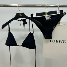 罗意威新款比基尼泳衣 定制对吧版五金 😍🥰适合多种场景的游泳衣🏊♀️海边 游泳池 温泉 水上乐园 漂 罗意威新款比基尼泳衣 定制对吧版五金 😍🥰适合多种场景的游泳衣🏊♀️海边 游泳池 温泉 水上乐园 漂