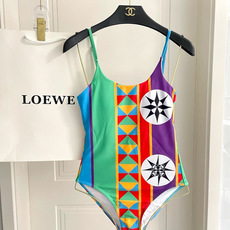 罗意威新款泳衣 定制对吧版五金 😍🥰适合多种场景的游泳衣🏊♀️海边 游泳池 温泉 水上乐园 漂流都可 罗意威新款泳衣 定制对吧版五金 😍🥰适合多种场景的游泳衣🏊♀️海边 游泳池 温泉 水上乐园 漂流都可
