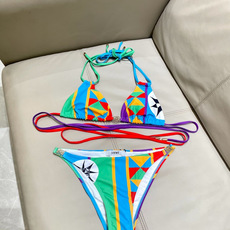 罗意威新款比基尼泳衣 定制对吧版五金 😍🥰适合多种场景的游泳衣🏊♀️海边 游泳池 温泉 水上乐园 漂 罗意威新款比基尼泳衣 定制对吧版五金 😍🥰适合多种场景的游泳衣🏊♀️海边 游泳池 温泉 水上乐园 漂