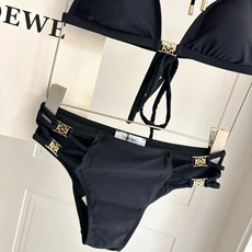 罗意威新款比基尼泳衣 定制对吧版五金 😍🥰适合多种场景的游泳衣🏊♀️海边 游泳池 温泉 水上乐园 漂 罗意威新款比基尼泳衣 定制对吧版五金 😍🥰适合多种场景的游泳衣🏊♀️海边 游泳池 温泉 水上乐园 漂
