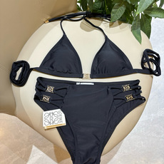 罗意威新款比基尼泳衣 定制对吧版五金 😍🥰适合多种场景的游泳衣🏊♀️海边 游泳池 温泉 水上乐园 漂 罗意威新款比基尼泳衣 定制对吧版五金 😍🥰适合多种场景的游泳衣🏊♀️海边 游泳池 温泉 水上乐园 漂