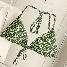 Loewe新款分体😍🥰适合多种场景的游泳衣🏊♀️海边 游泳池 温泉 水上乐园 漂流都可以😌内搭也完全可 Loewe新款分体😍🥰适合多种场景的游泳衣🏊♀️海边 游泳池 温泉 水上乐园 漂流都可以😌内搭也完全可