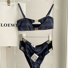 罗意威新款比基尼泳衣 定制对吧版五金 😍🥰适合多种场景的游泳衣🏊♀️海边 游泳池 温泉 水上乐园 漂 罗意威新款比基尼泳衣 定制对吧版五金 😍🥰适合多种场景的游泳衣🏊♀️海边 游泳池 温泉 水上乐园 漂