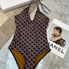 Celine泳衣🥰适合多种场景的游泳衣🏊♀️海边 游泳池 温泉 水上乐园 漂流都可以😌内搭也完全可以 Celine泳衣🥰适合多种场景的游泳衣🏊♀️海边 游泳池 温泉 水上乐园 漂流都可以😌内搭也完全可以