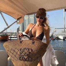 Celine泳衣🥰适合多种场景的游泳衣🏊♀️海边 游泳池 温泉 水上乐园 漂流都可以😌内搭也完全可以 Celine泳衣🥰适合多种场景的游泳衣🏊♀️海边 游泳池 温泉 水上乐园 漂流都可以😌内搭也完全可以