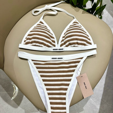 miumiu新款连体泳衣👙❤️😍🥰适合多种场景的游泳衣🏊♀️海边 游泳池 温泉 水上乐园 漂流都可以😌 miumiu新款连体泳衣👙❤️😍🥰适合多种场景的游泳衣🏊♀️海边 游泳池 温泉 水上乐园 漂流都可以😌