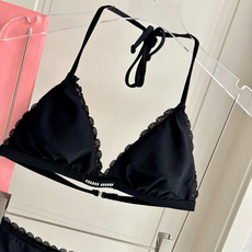 miumiu新款连体泳衣👙❤️😍🥰适合多种场景的游泳衣🏊♀️海边 游泳池 温泉 水上乐园 漂流都可以😌 miumiu新款连体泳衣👙❤️😍🥰适合多种场景的游泳衣🏊♀️海边 游泳池 温泉 水上乐园 漂流都可以😌