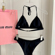 miumiu新款连体泳衣👙❤️😍🥰适合多种场景的游泳衣🏊♀️海边 游泳池 温泉 水上乐园 漂流都可以😌 miumiu新款连体泳衣👙❤️😍🥰适合多种场景的游泳衣🏊♀️海边 游泳池 温泉 水上乐园 漂流都可以😌
