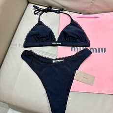 miumiu新款连体泳衣👙❤️😍🥰适合多种场景的游泳衣🏊♀️海边 游泳池 温泉 水上乐园 漂流都可以😌 miumiu新款连体泳衣👙❤️😍🥰适合多种场景的游泳衣🏊♀️海边 游泳池 温泉 水上乐园 漂流都可以😌